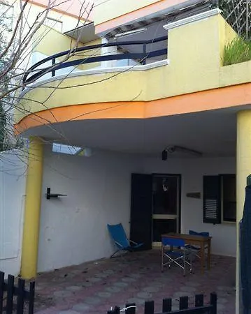 בית נופש Case Vacanza Le Mimose *